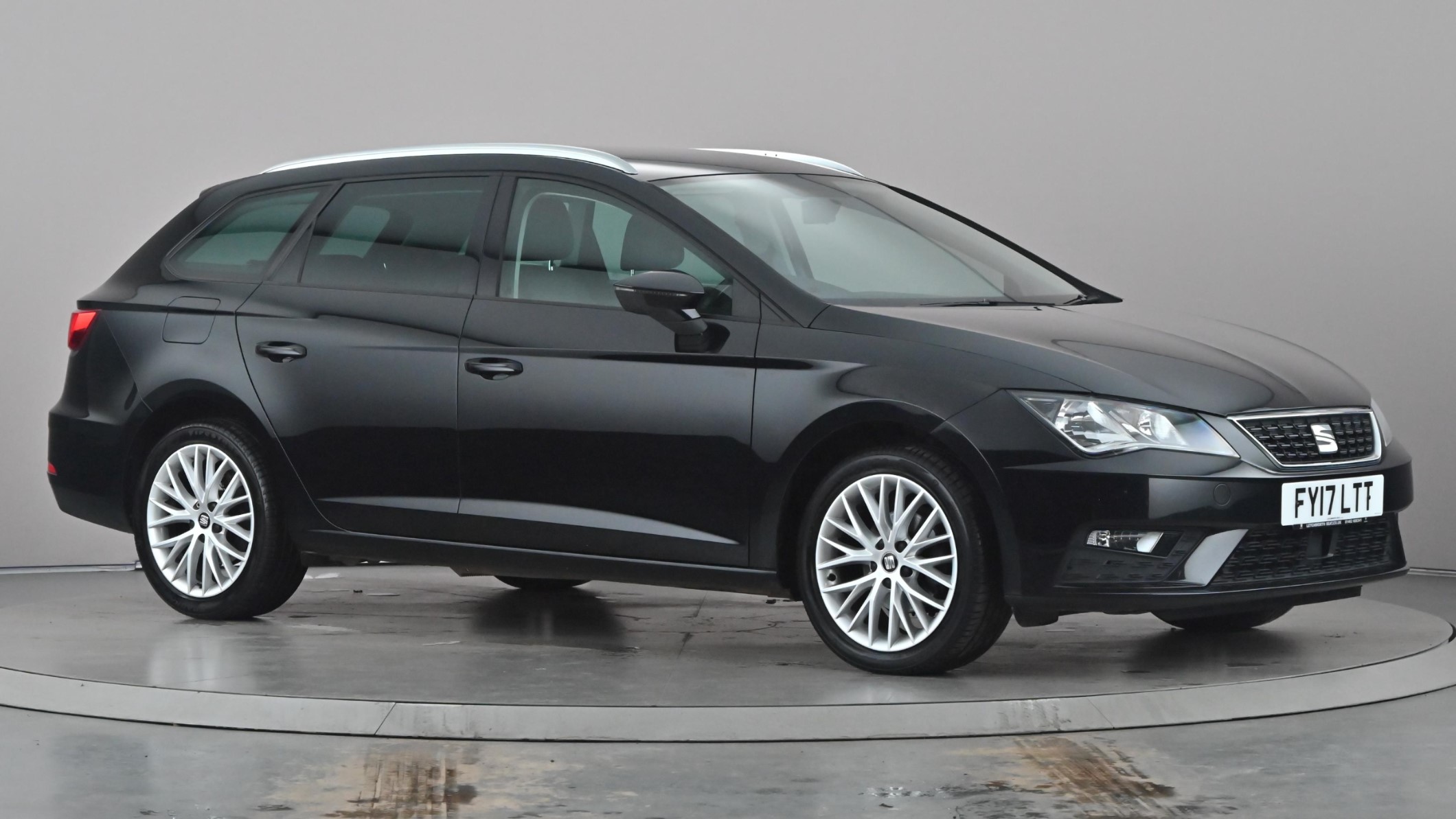 Main listing image - SEAT Leon ST