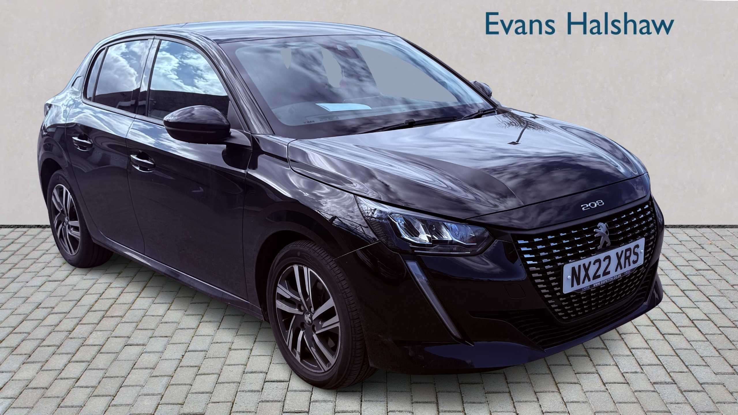 Main listing image - Peugeot 208