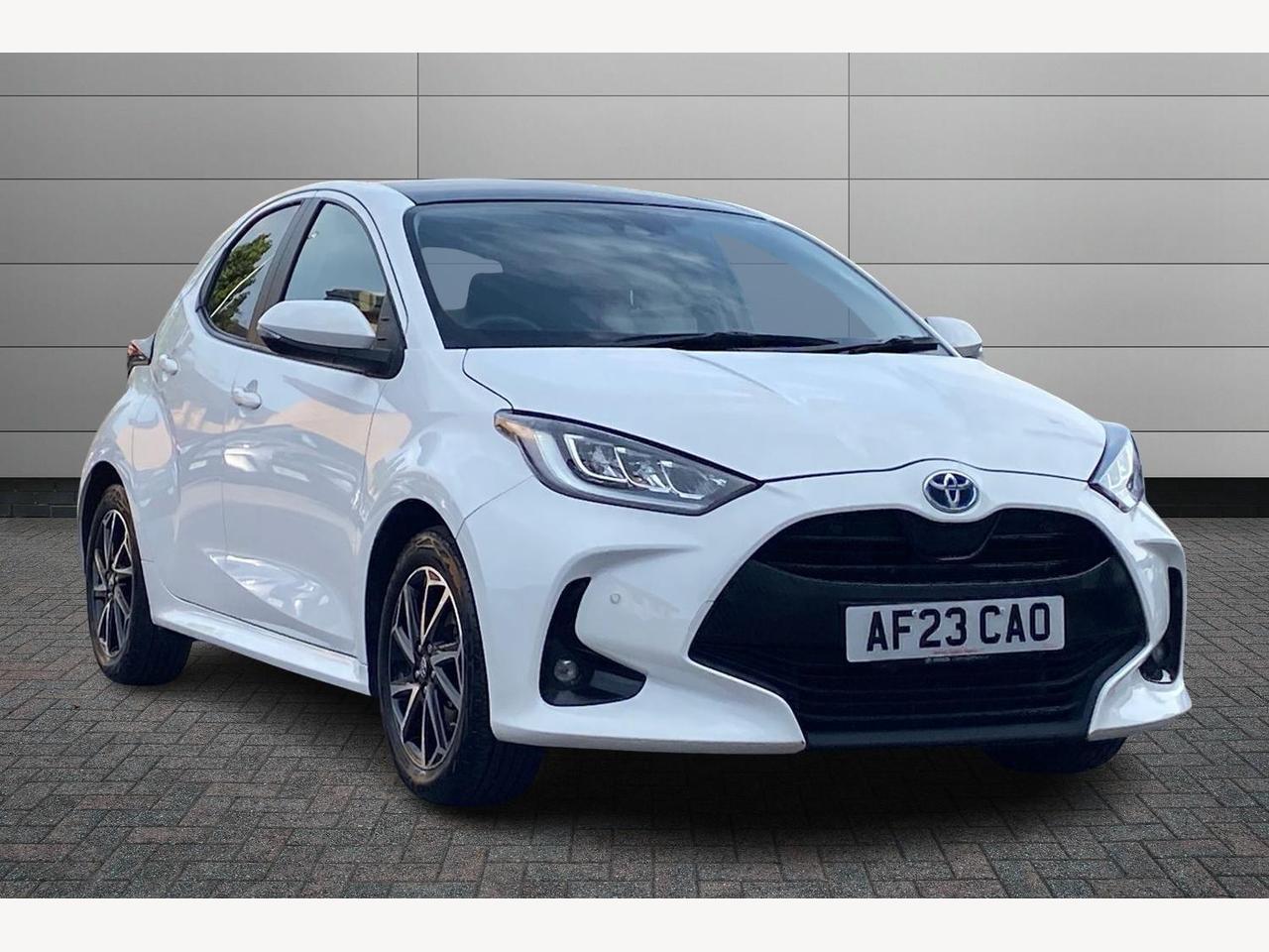 Main listing image - Toyota Yaris