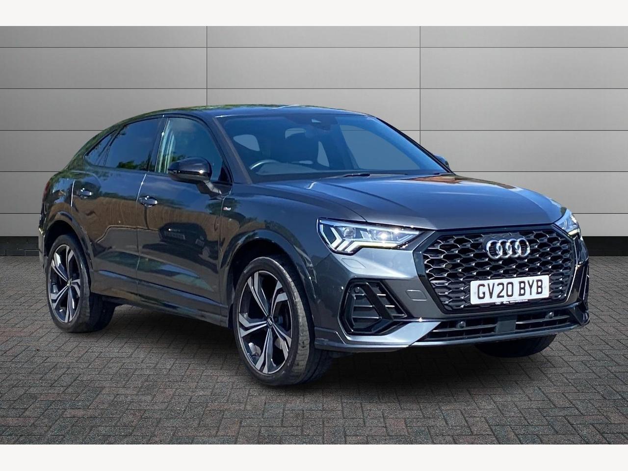 Main listing image - Audi Q3