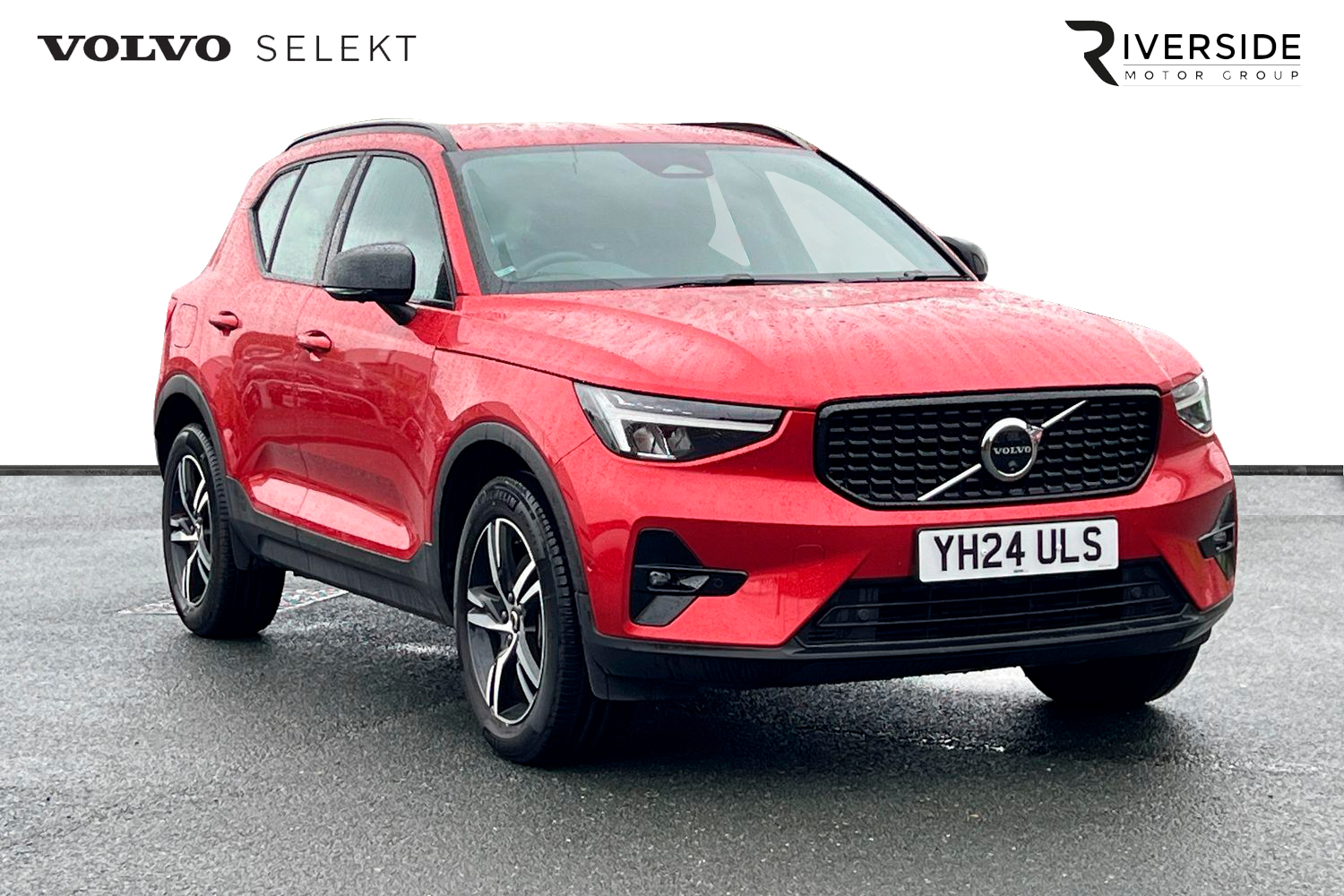 Main listing image - Volvo XC40