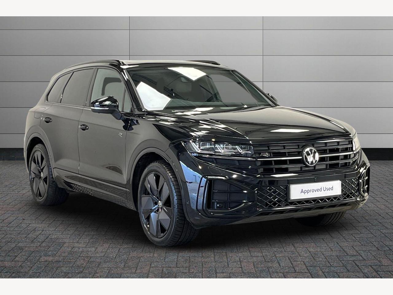Main listing image - Volkswagen Touareg