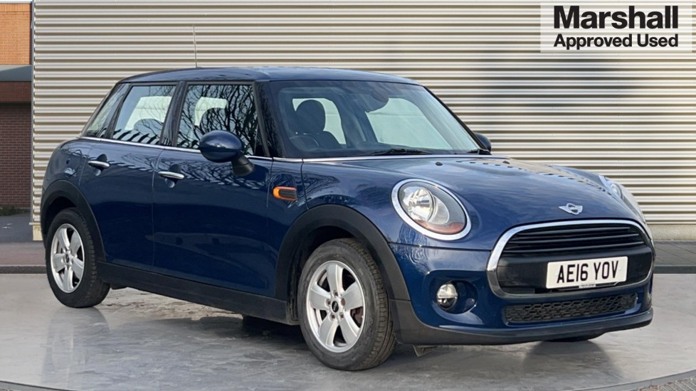 Main listing image - MINI Hatchback 5dr