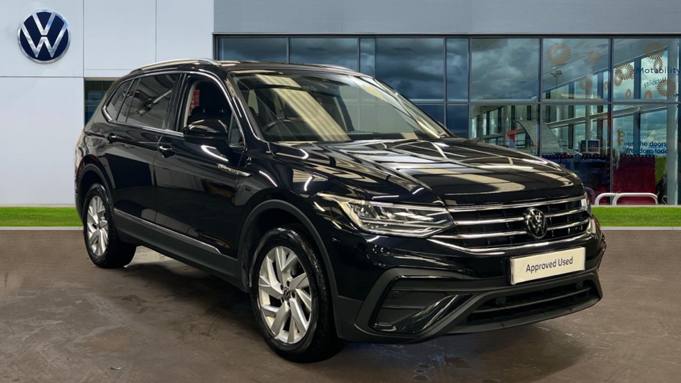 Main listing image - Volkswagen Tiguan Allspace