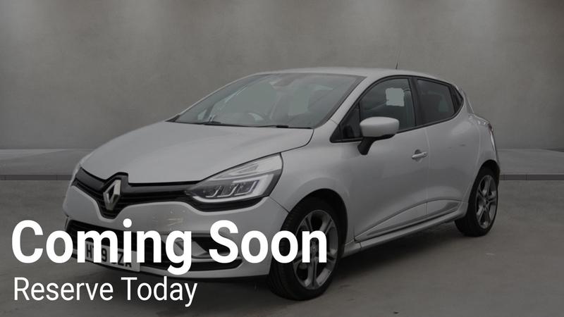 Main listing image - Renault Clio