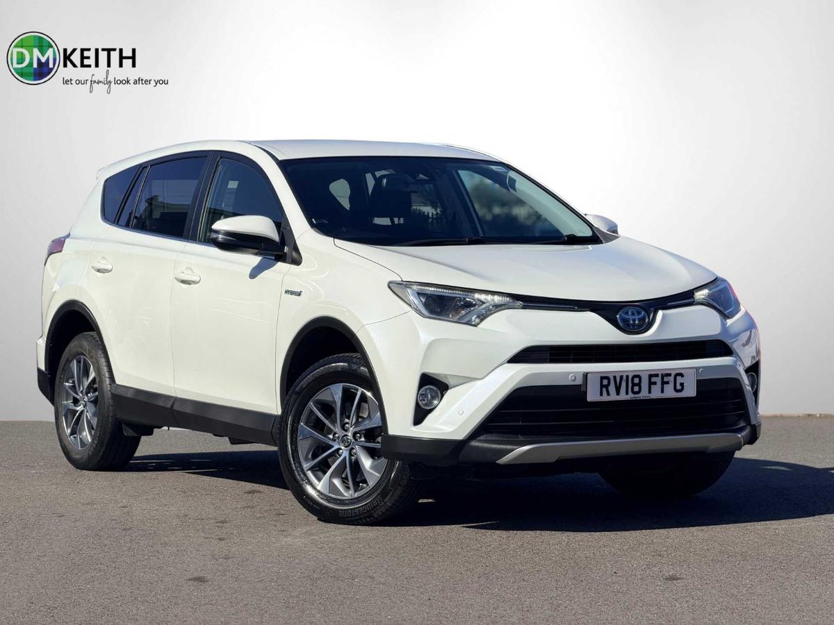 Main listing image - Toyota RAV4