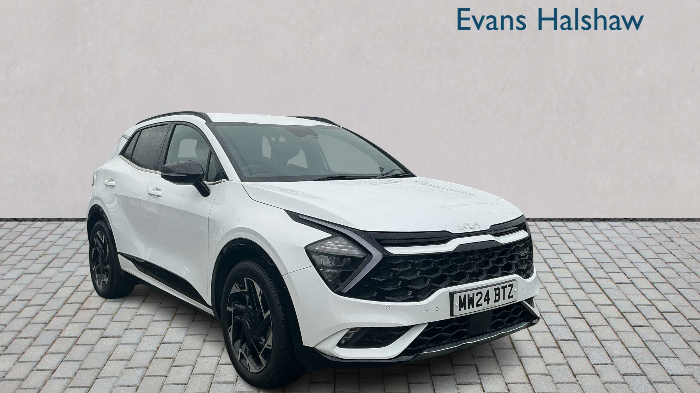 Main listing image - Kia Sportage