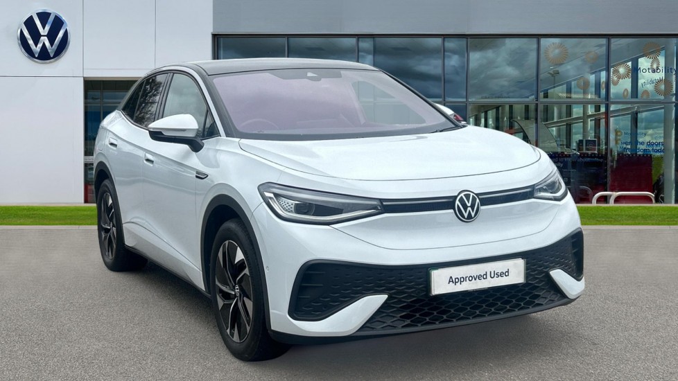 Main listing image - Volkswagen ID.5