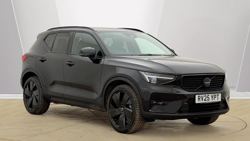 Main listing image - Volvo XC40