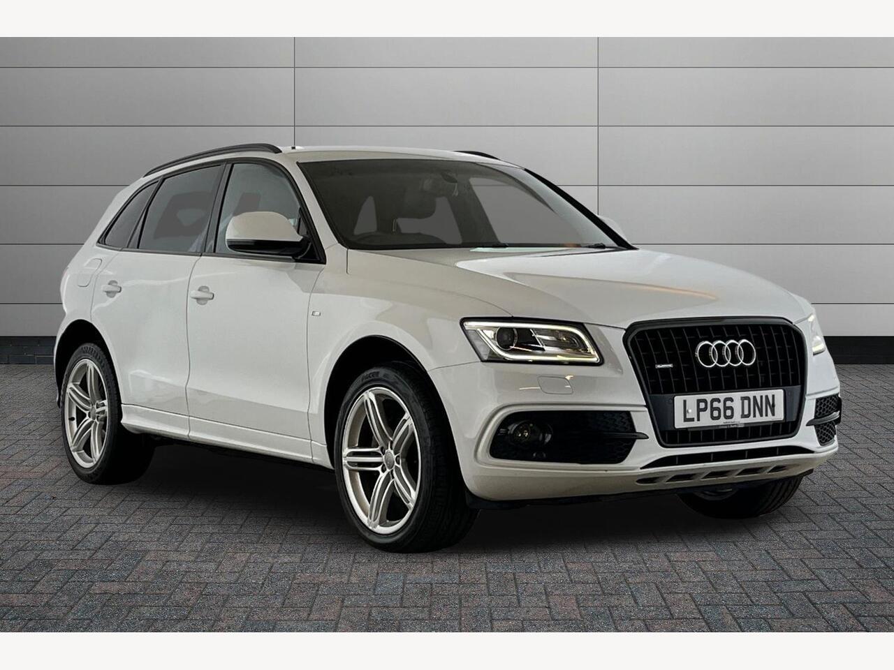 Main listing image - Audi Q5