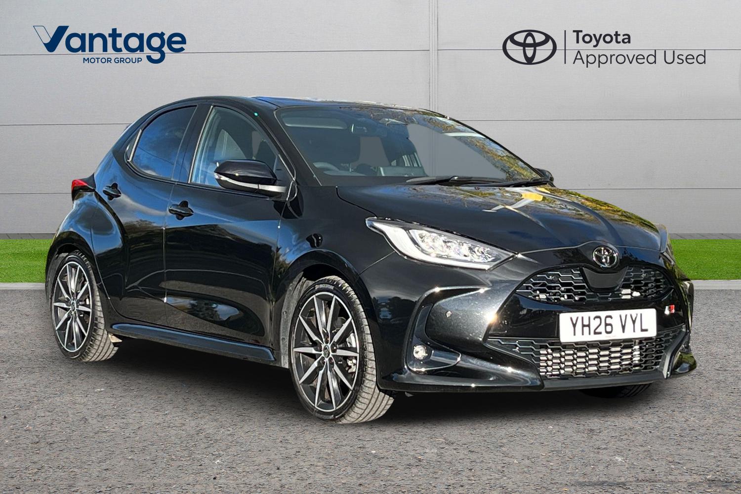 Main listing image - Toyota Yaris