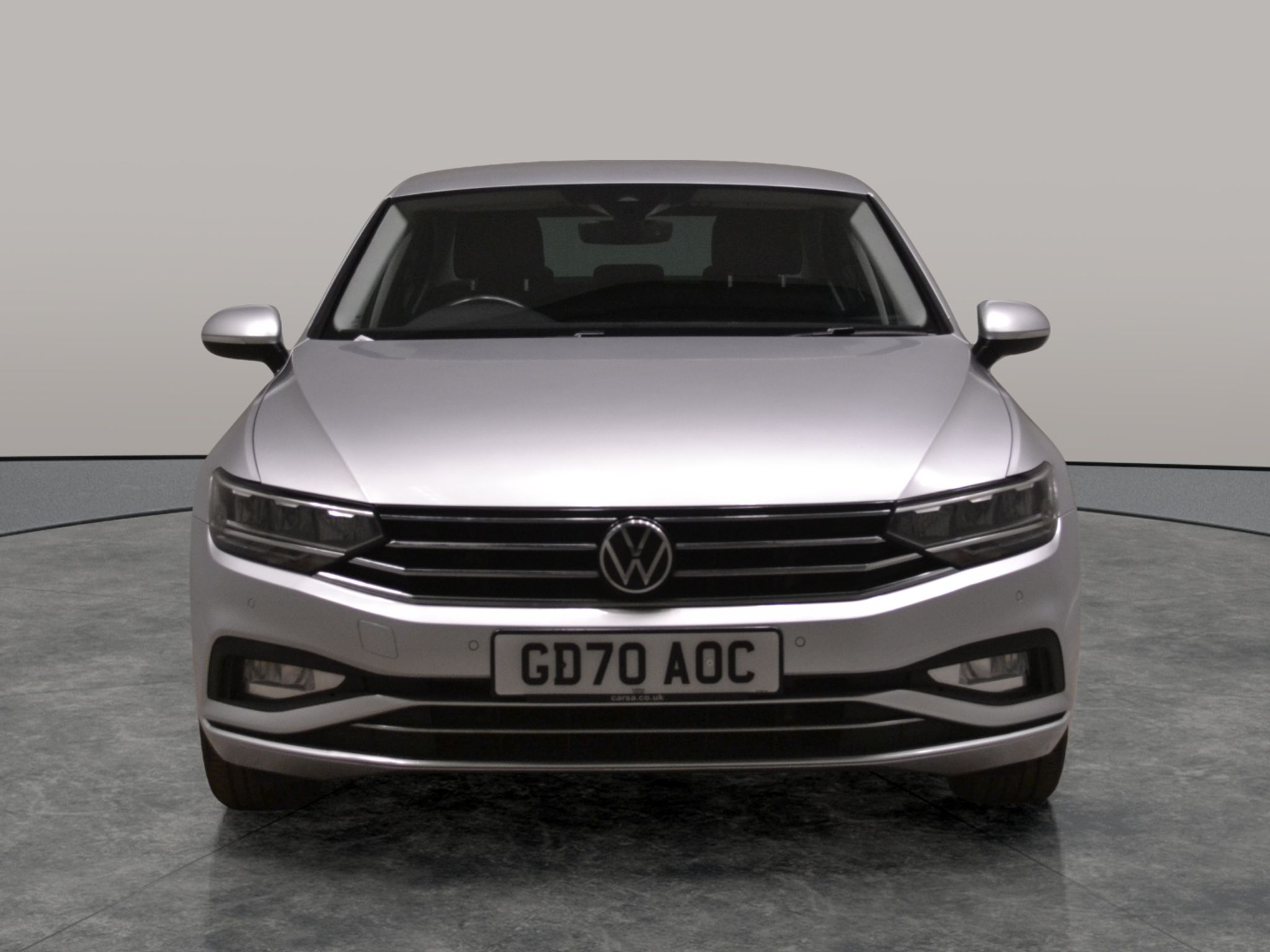 Main listing image - Volkswagen Passat