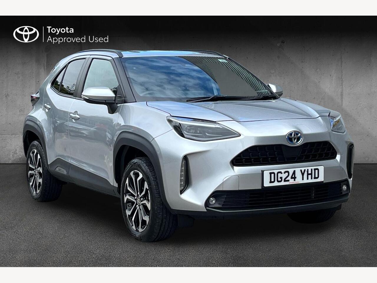 Main listing image - Toyota Yaris Cross