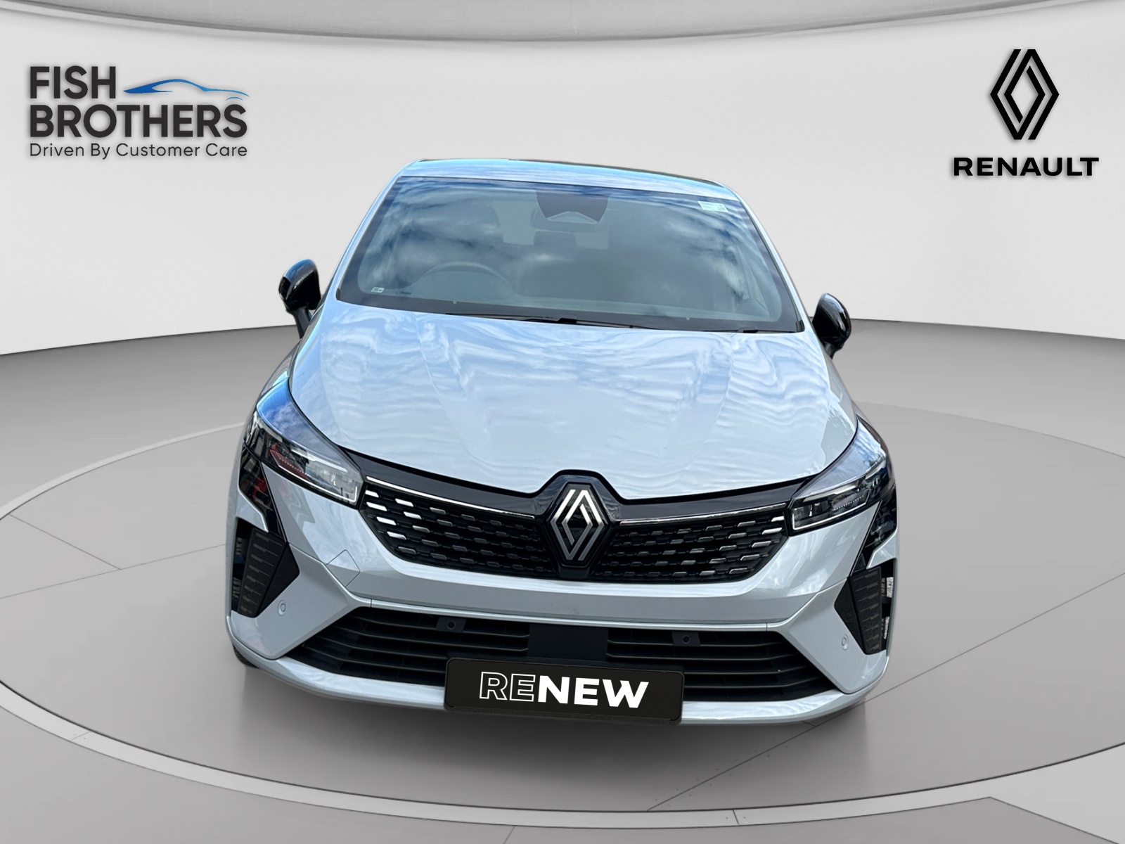 Main listing image - Renault Clio