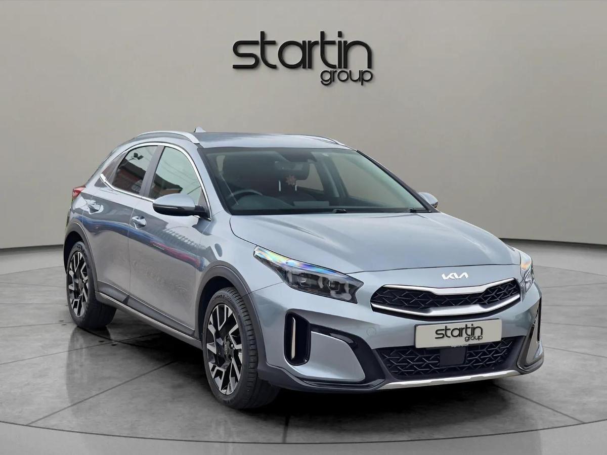 Main listing image - Kia XCeed