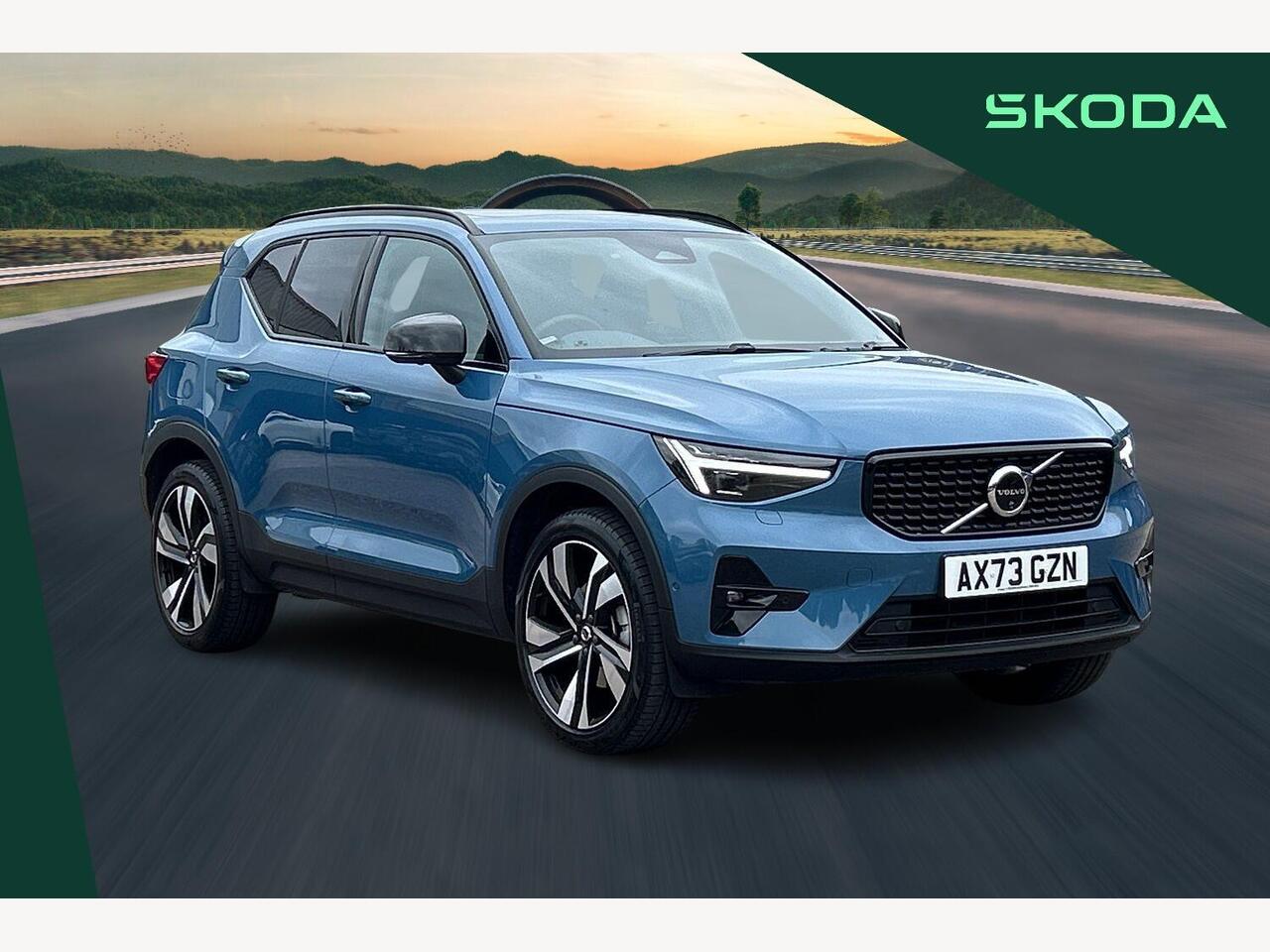 Main listing image - Volvo XC40