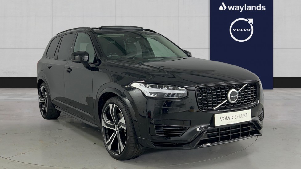 Main listing image - Volvo XC90