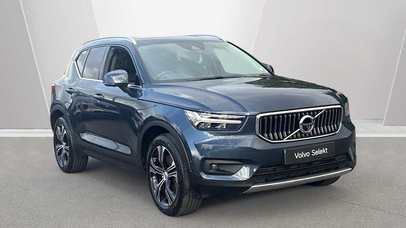 Main listing image - Volvo XC40