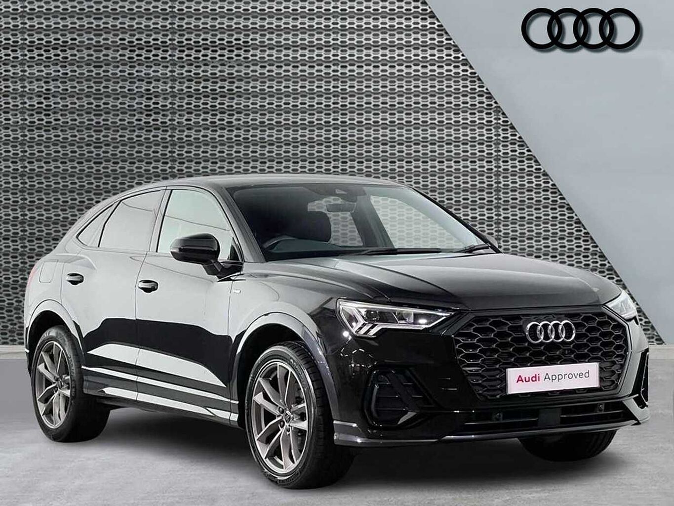 Main listing image - Audi Q3