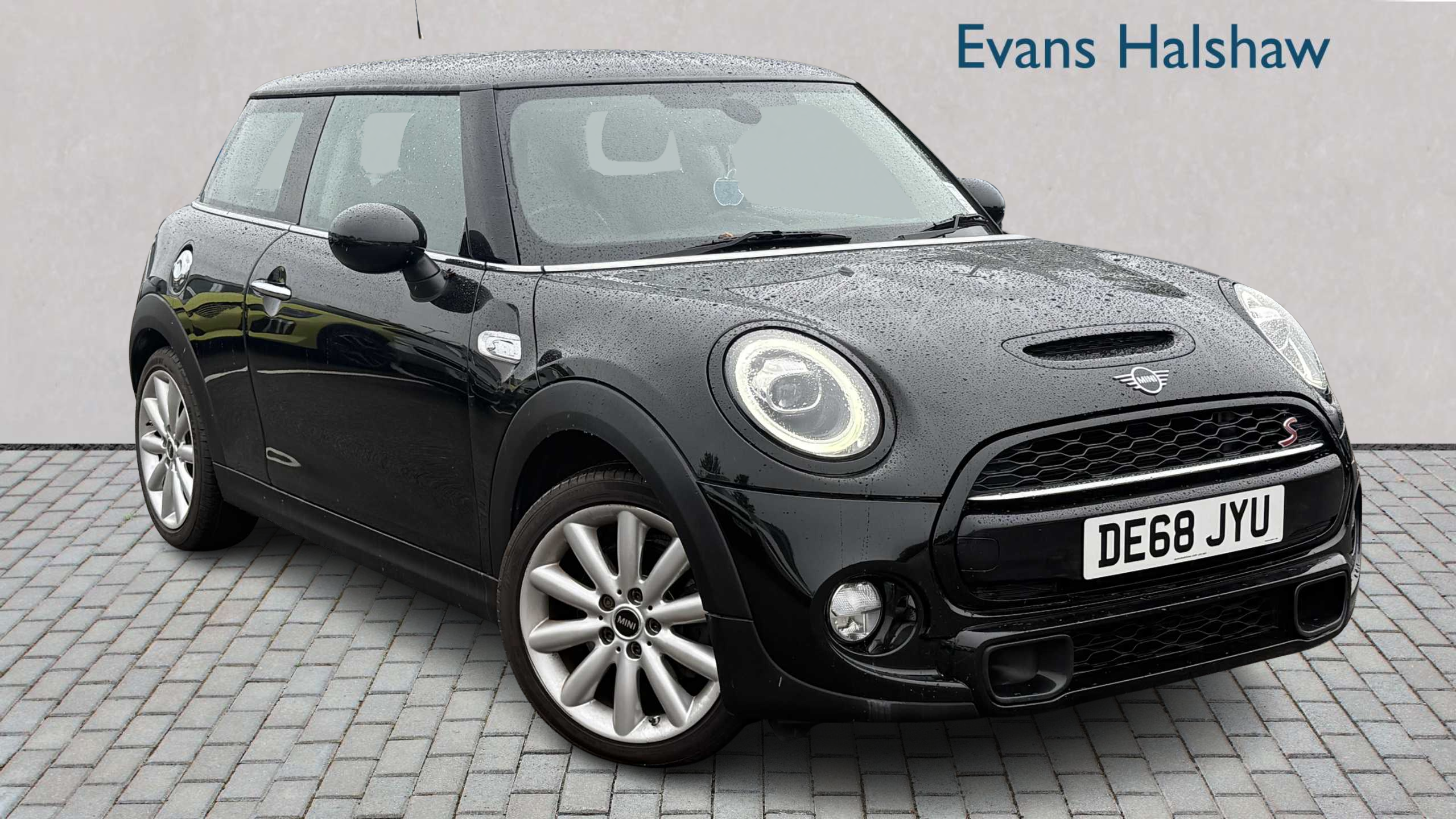Main listing image - MINI Hatchback