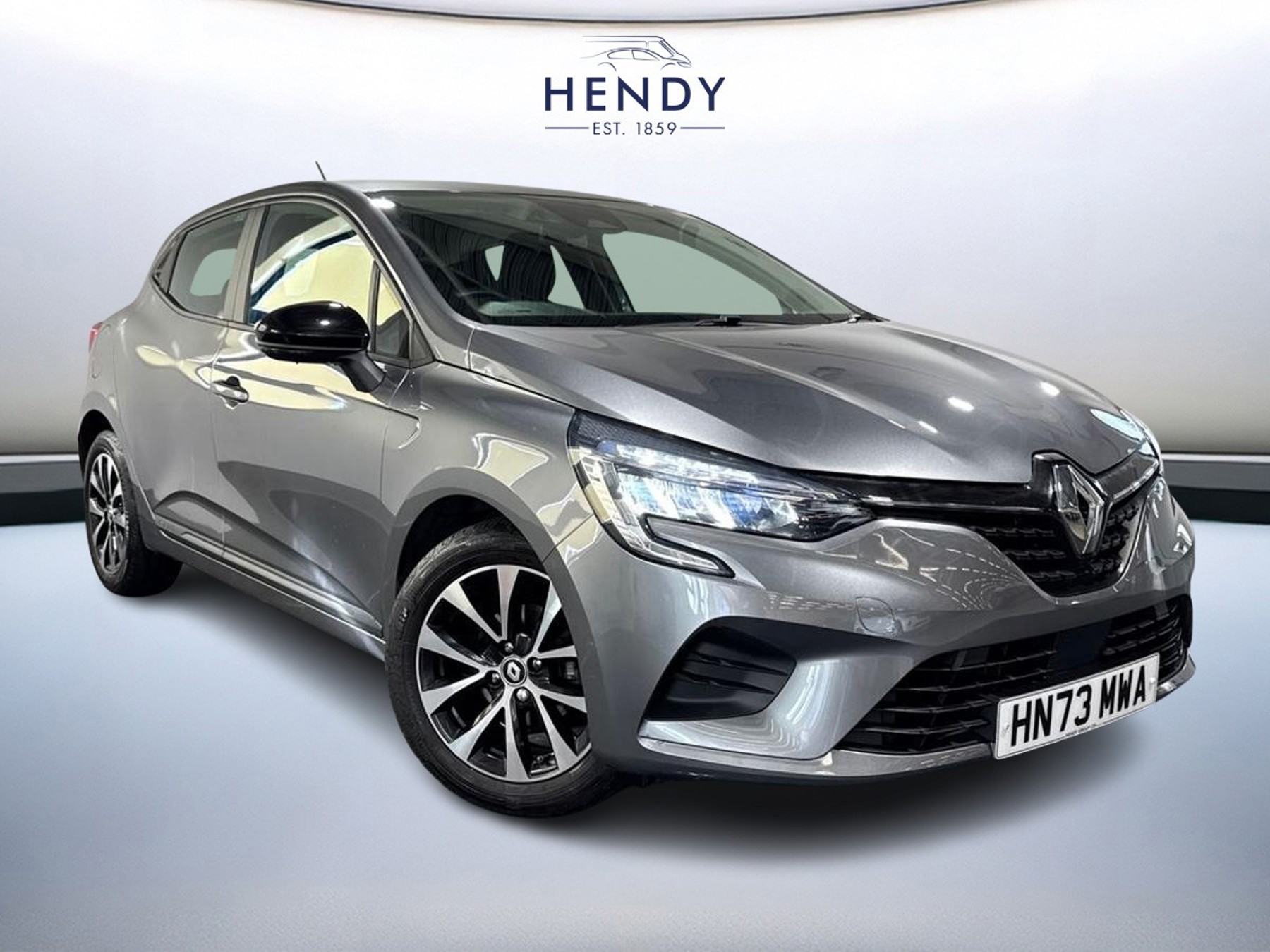 Main listing image - Renault Clio