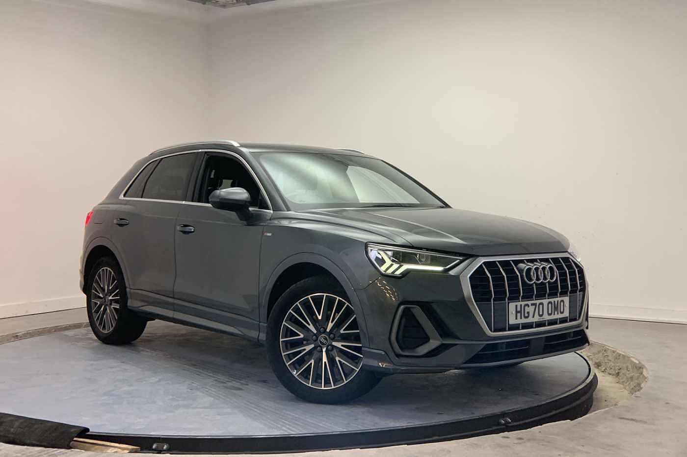 Main listing image - Audi Q3