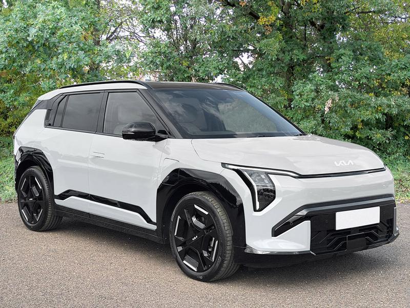 Main listing image - Kia EV3