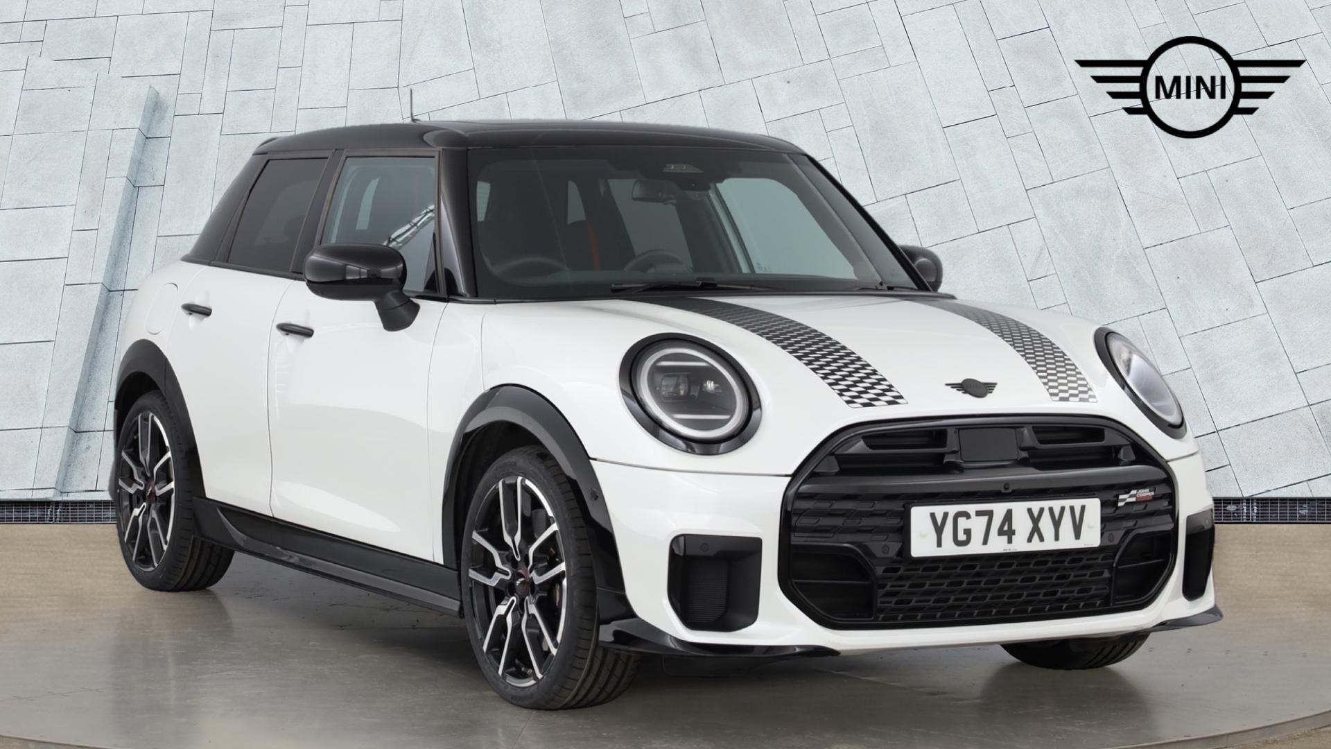 Main listing image - MINI Hatchback 5dr