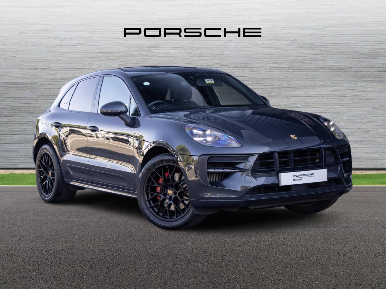 Main listing image - Porsche Macan