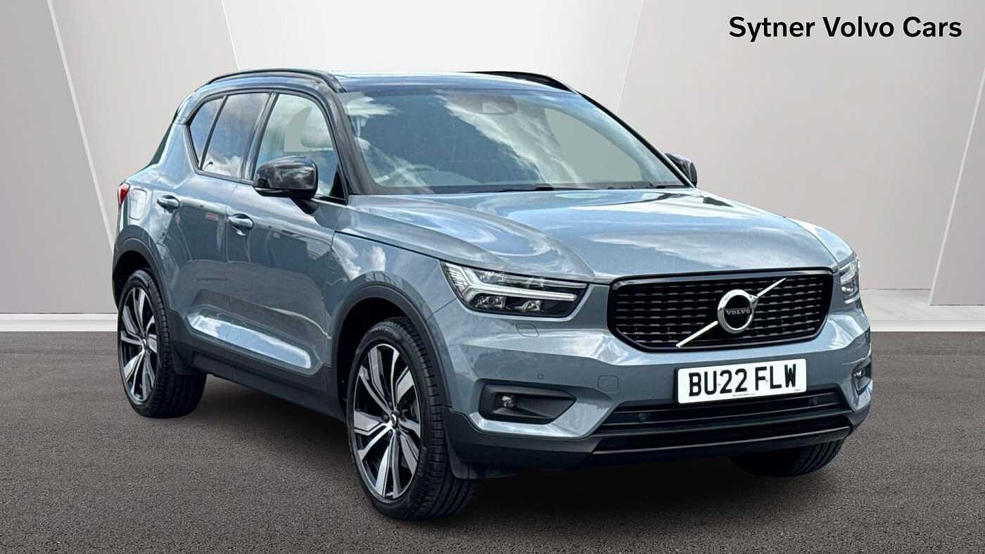Main listing image - Volvo XC40 Recharge