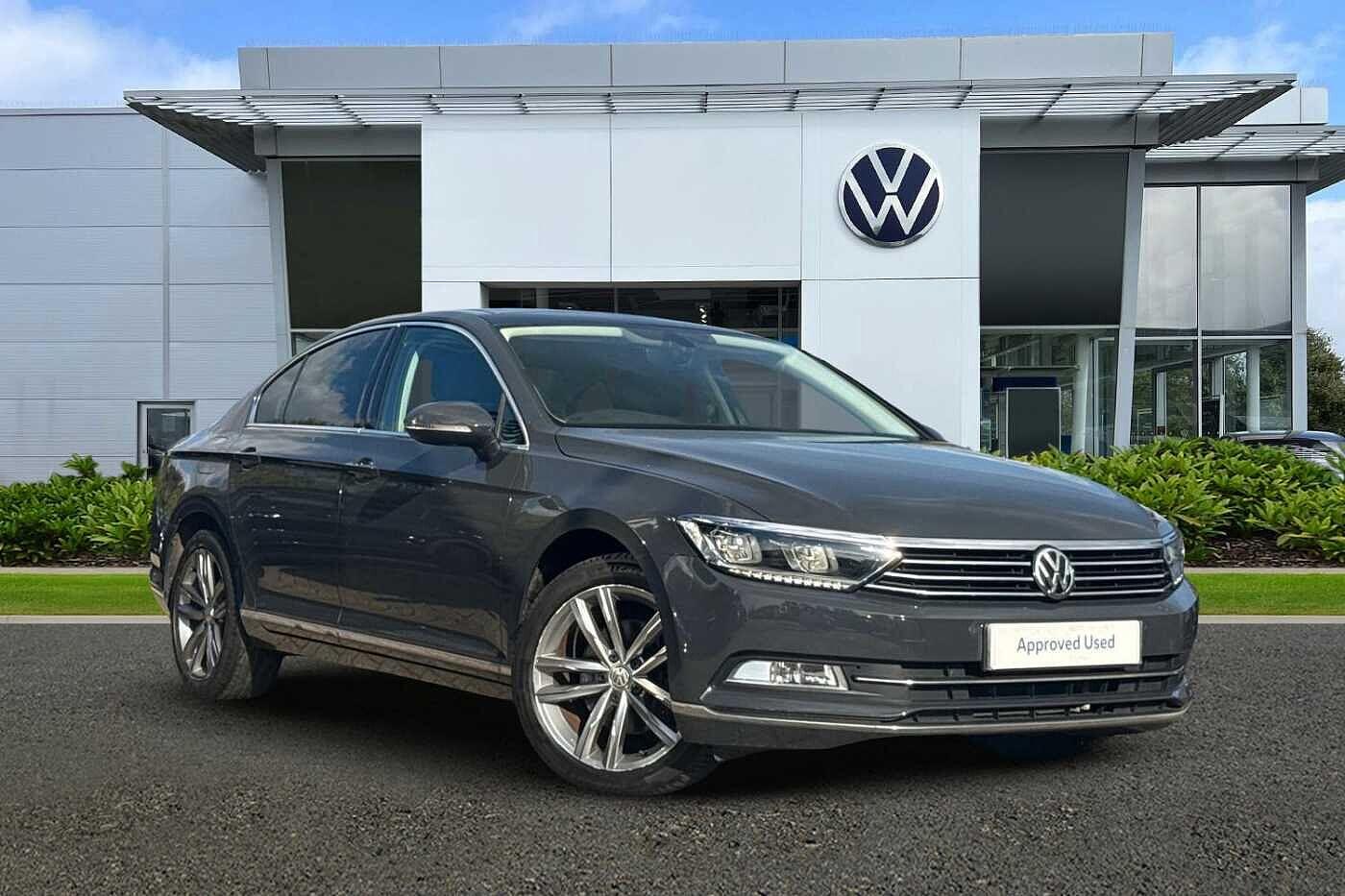 Main listing image - Volkswagen Passat