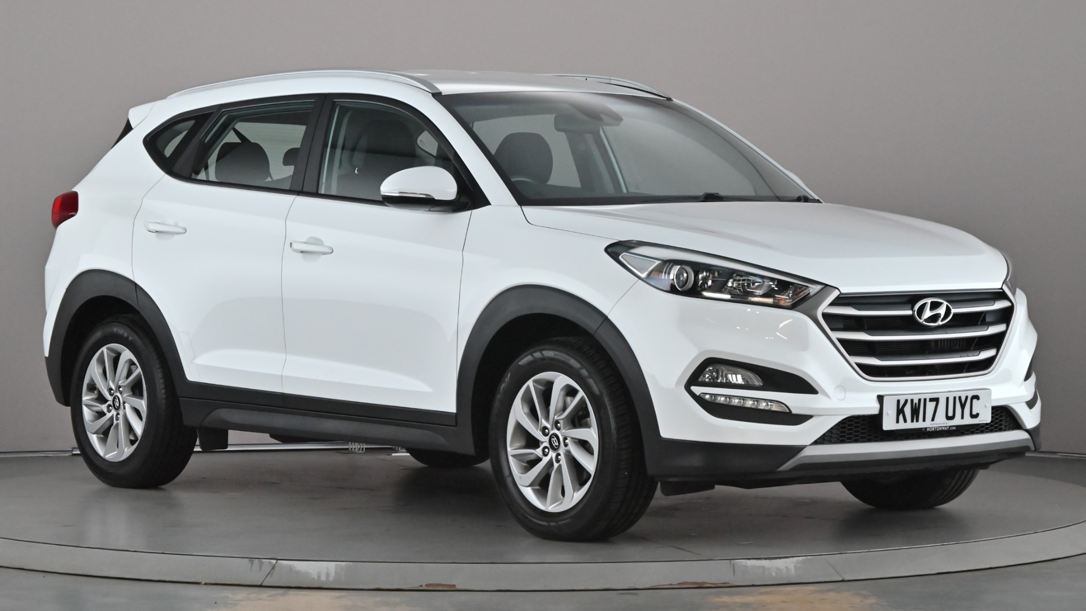 Main listing image - Hyundai Tucson