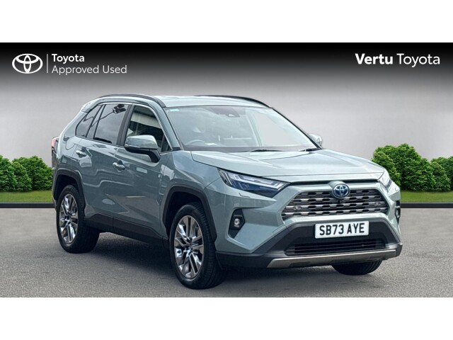 Main listing image - Toyota RAV4