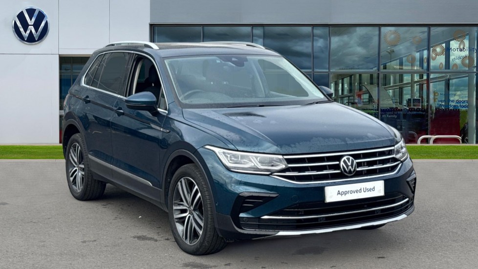 Main listing image - Volkswagen Tiguan