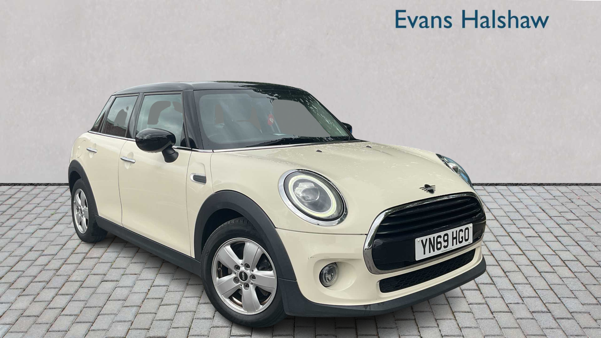 Main listing image - MINI Hatchback 5dr