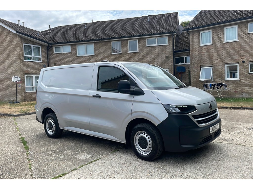 Main listing image - Volkswagen Transporter