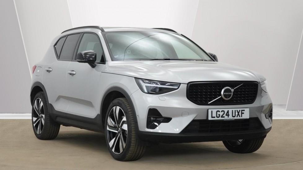 Main listing image - Volvo XC40