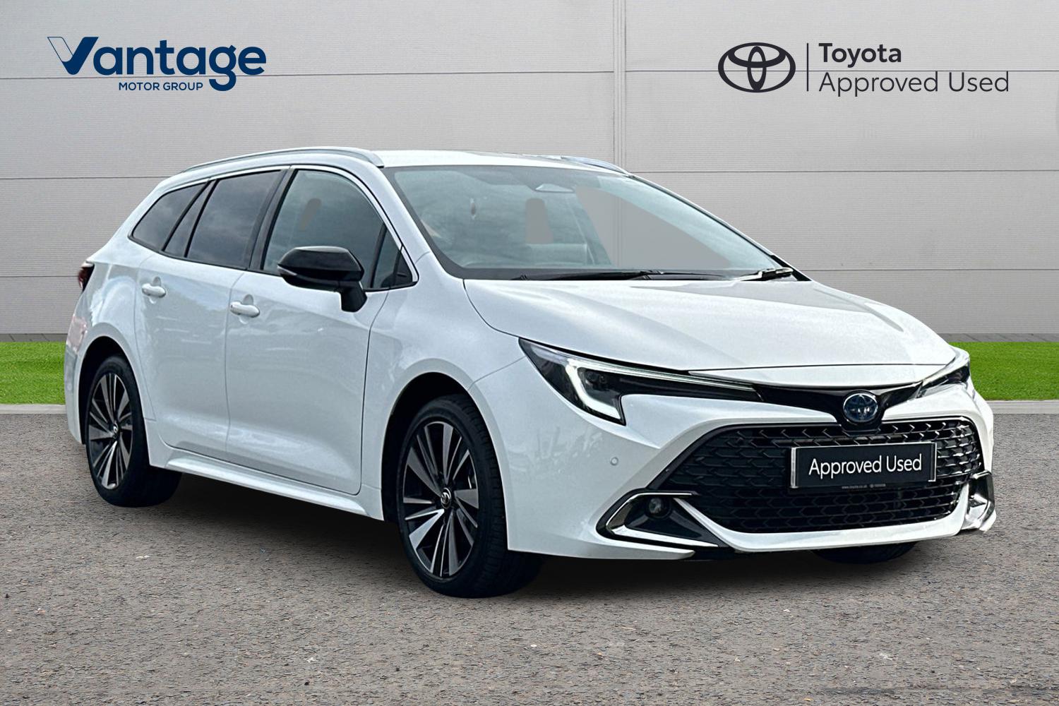 Main listing image - Toyota Corolla