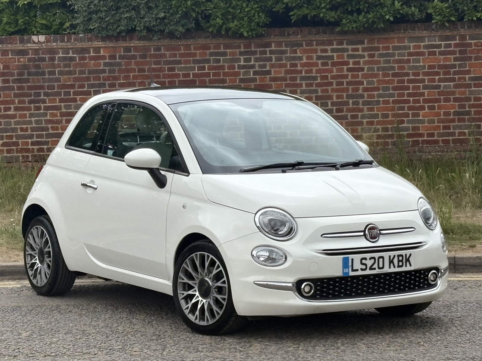 Main listing image - Fiat 500
