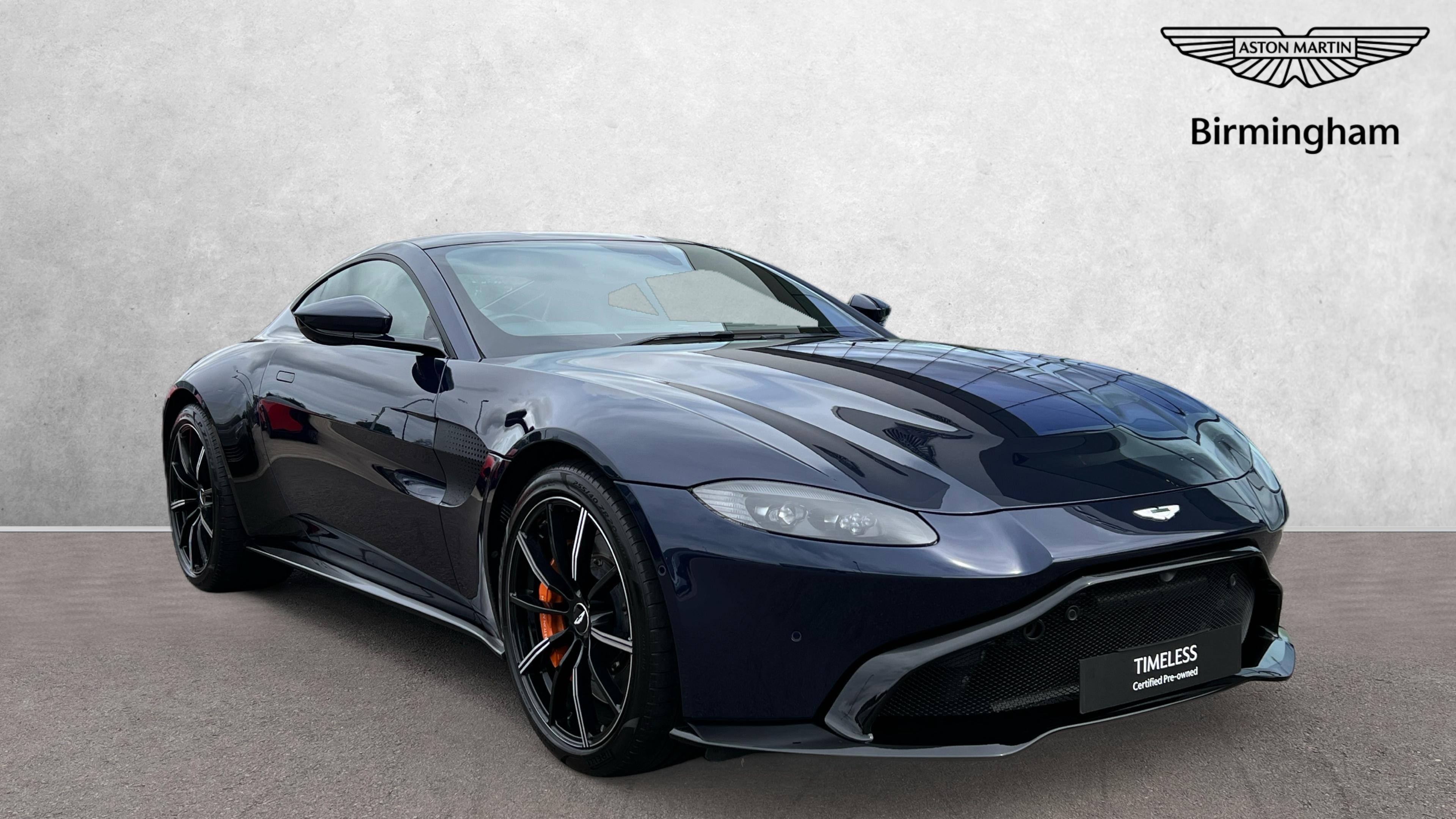 Main listing image - Aston Martin Vantage