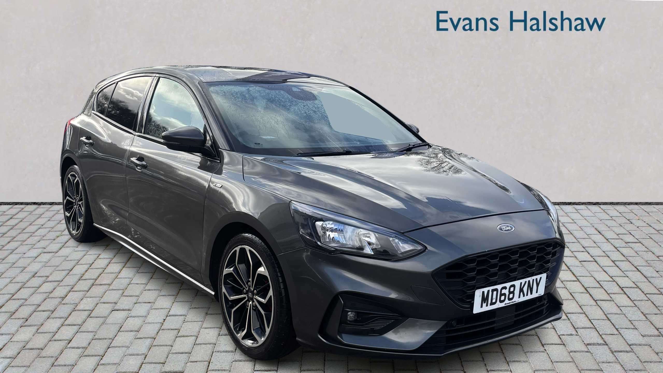 Main listing image - Ford Focus