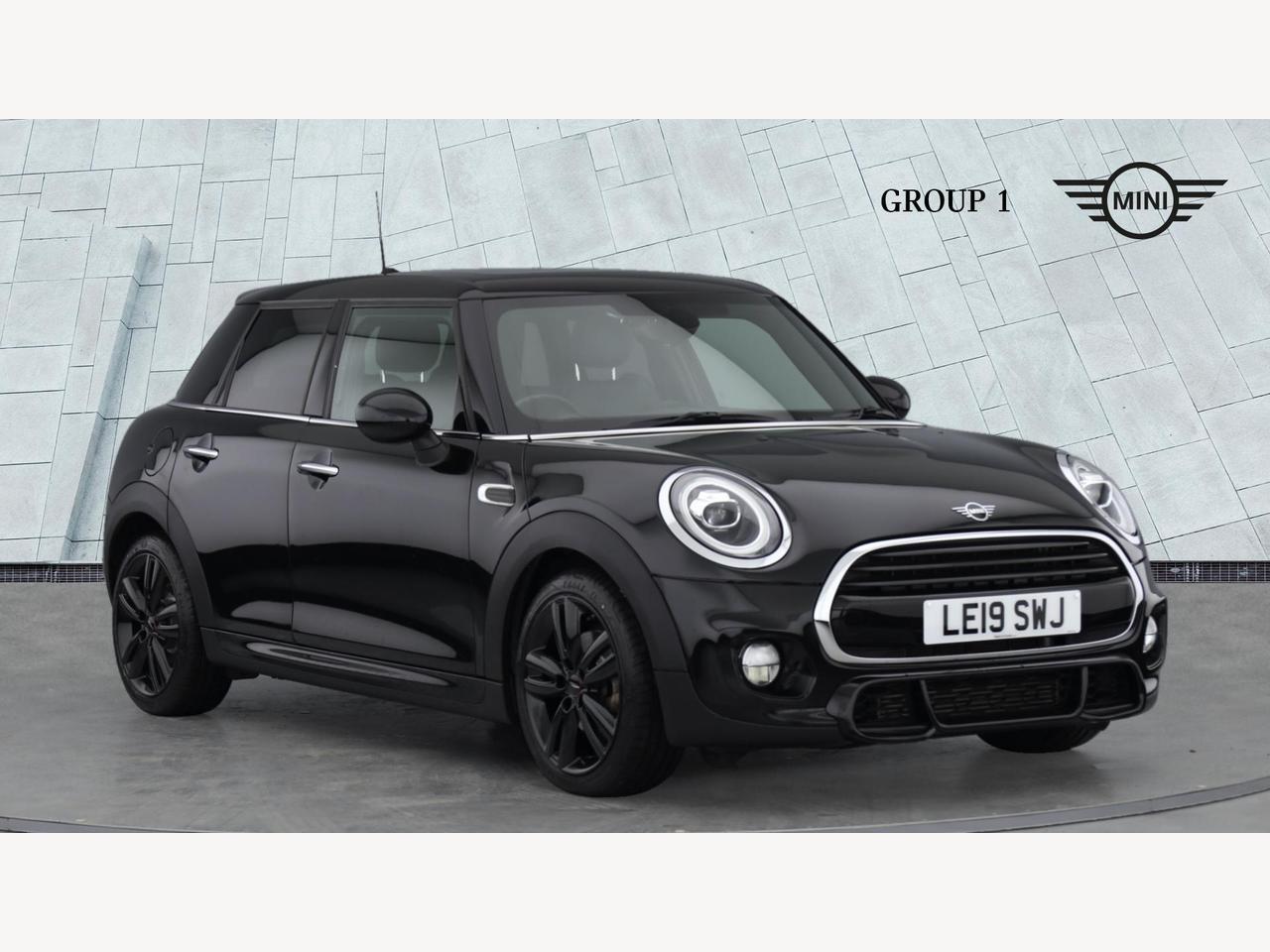 Main listing image - MINI Hatchback 5dr