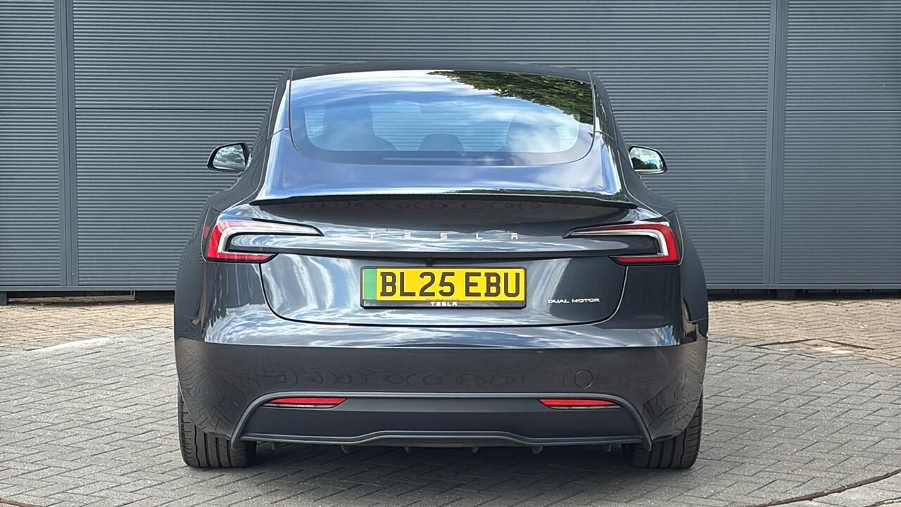 Main listing image - Tesla Model 3