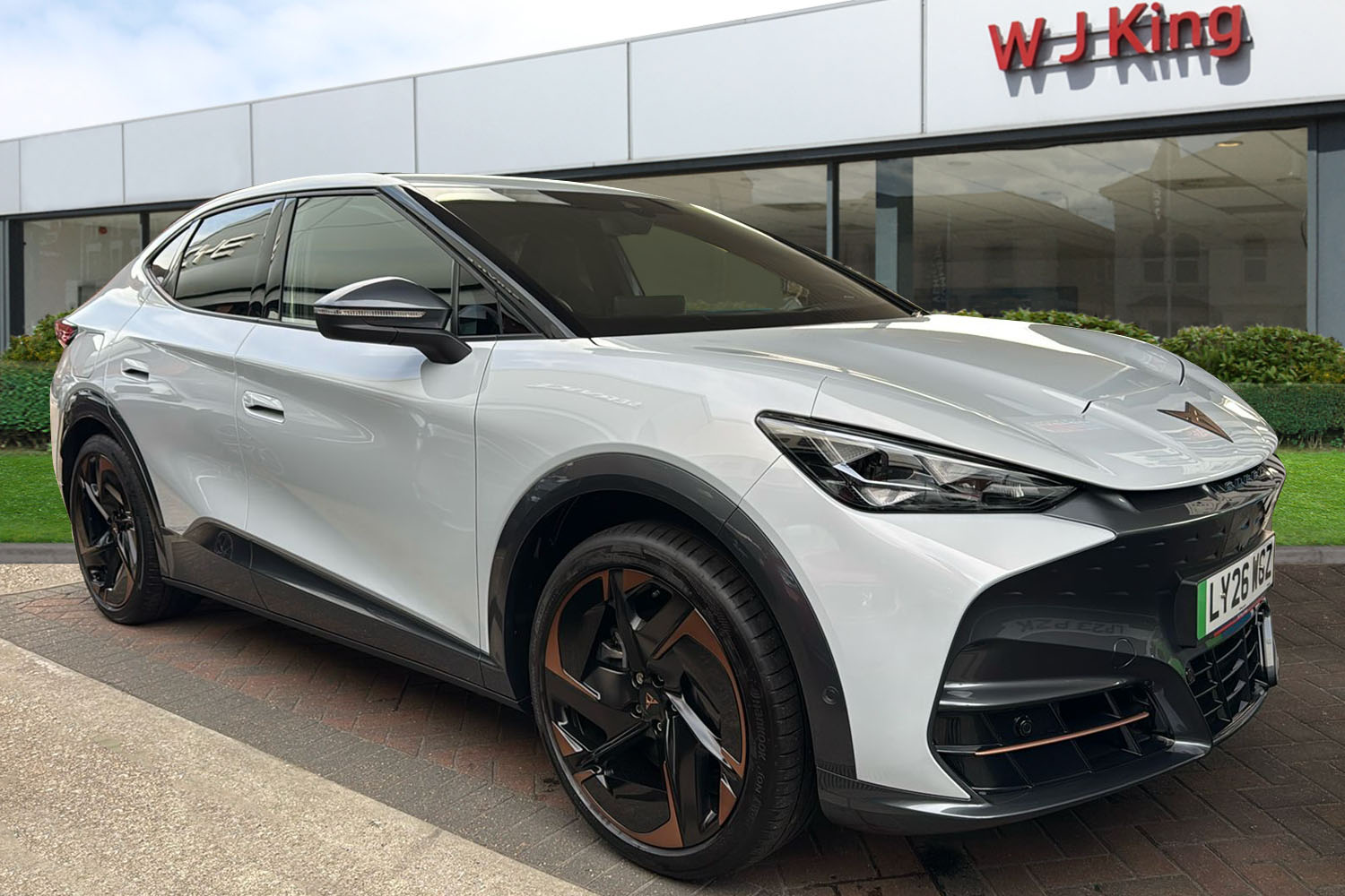 Main listing image - Cupra Tavascan