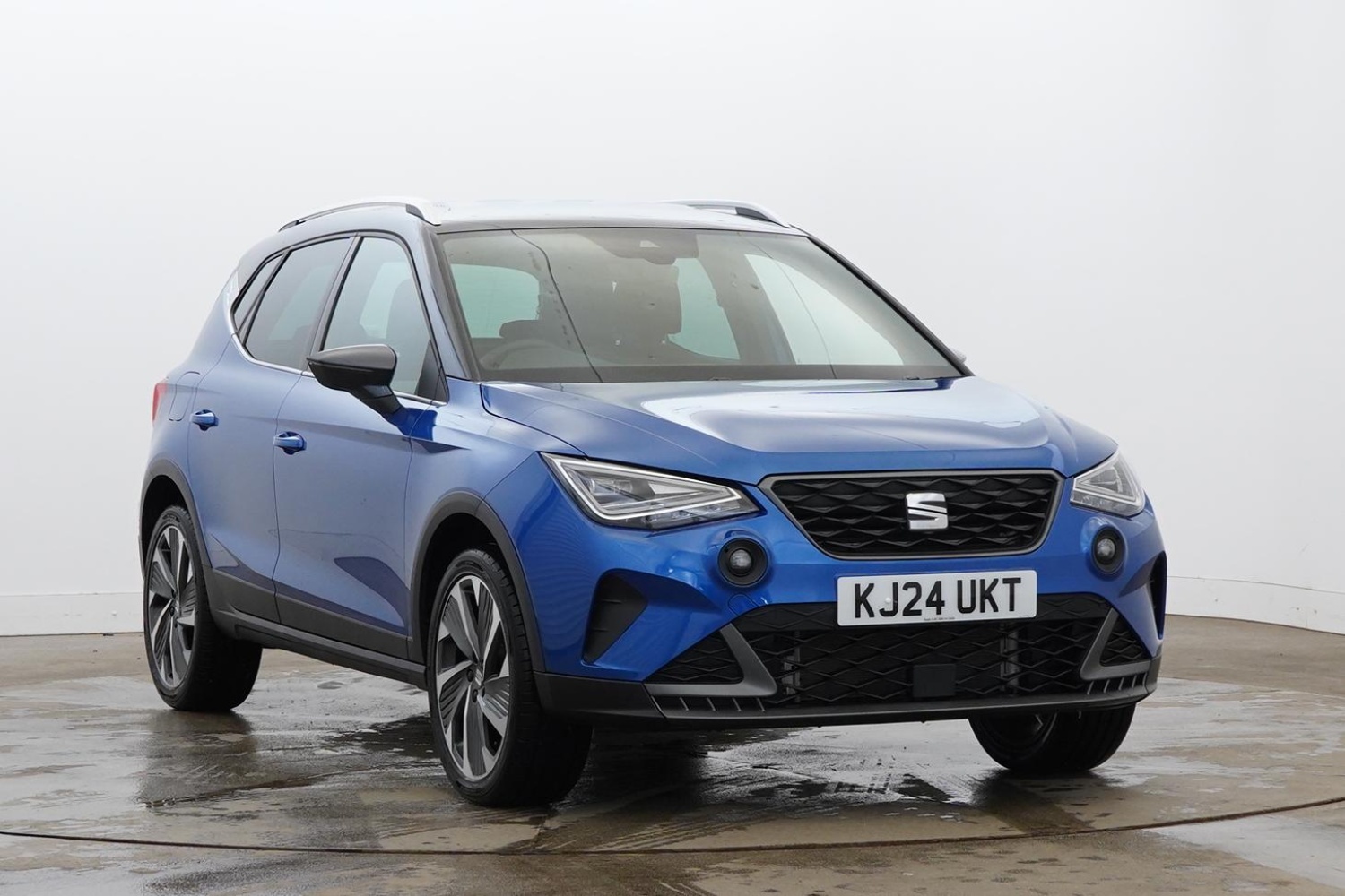 Main listing image - SEAT Arona