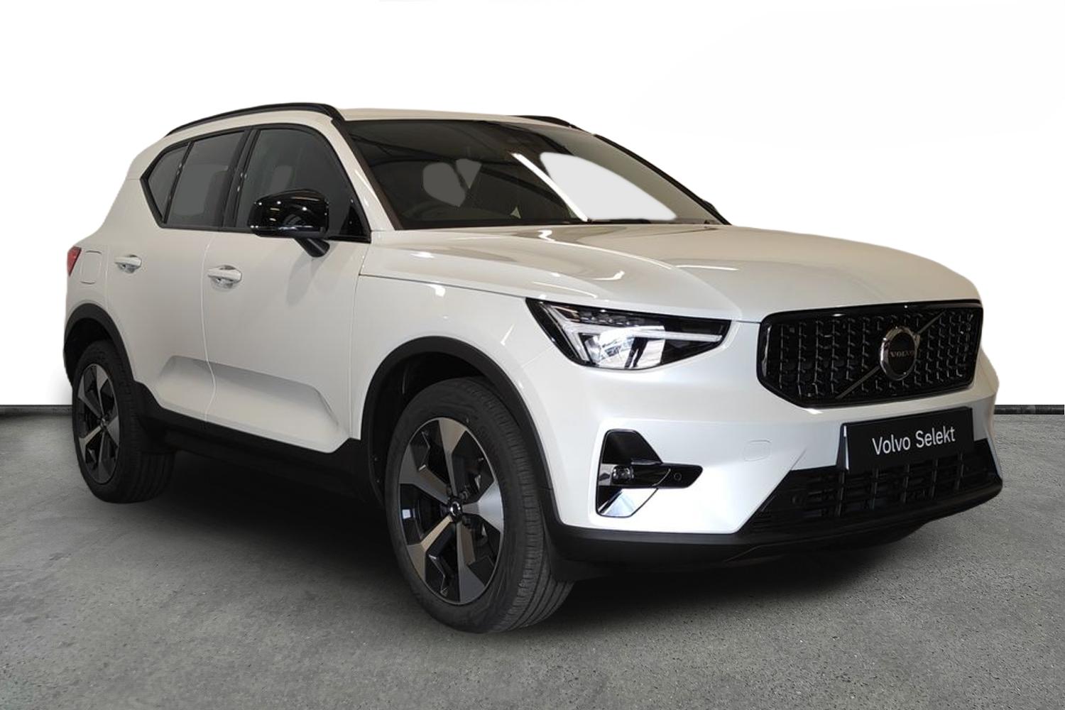 Main listing image - Volvo XC40