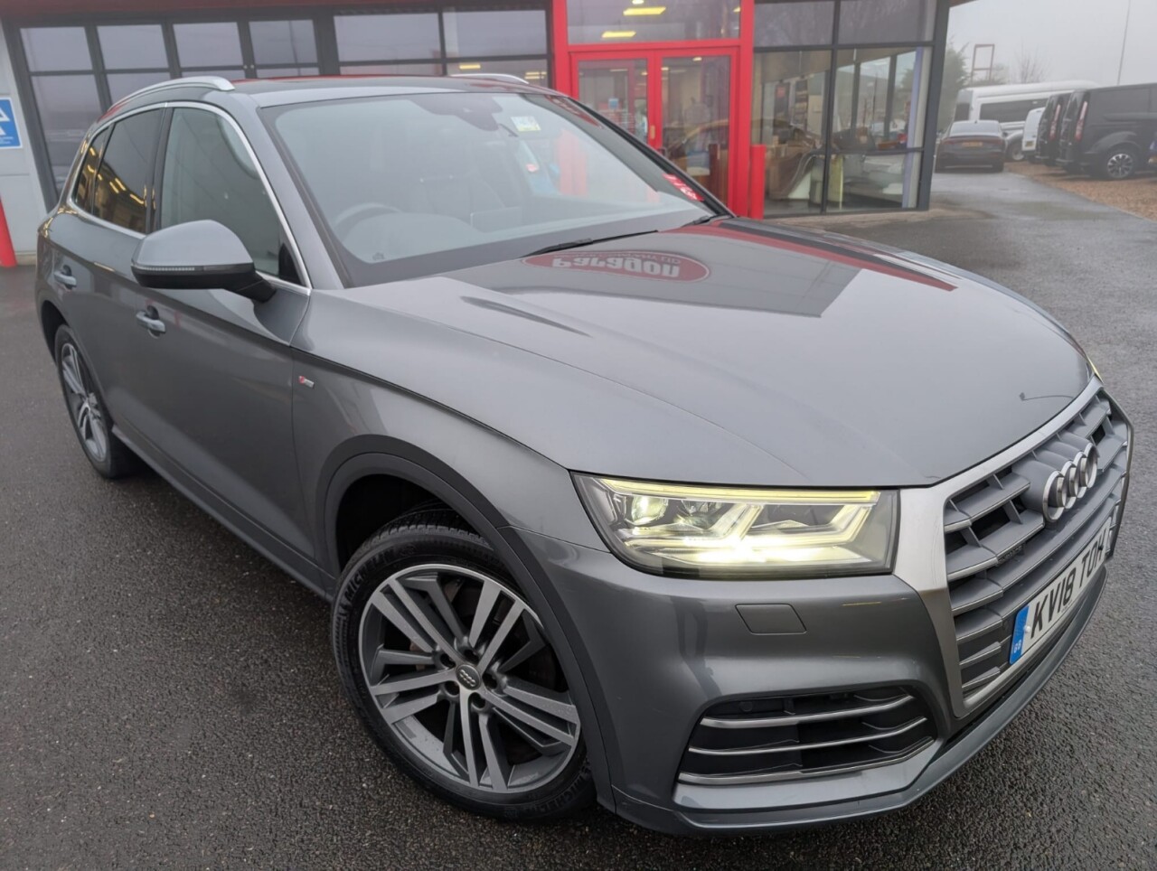 Main listing image - Audi Q5