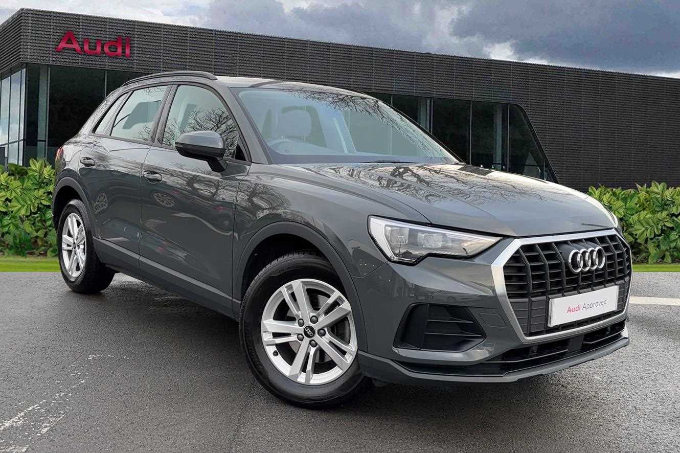 Main listing image - Audi Q3