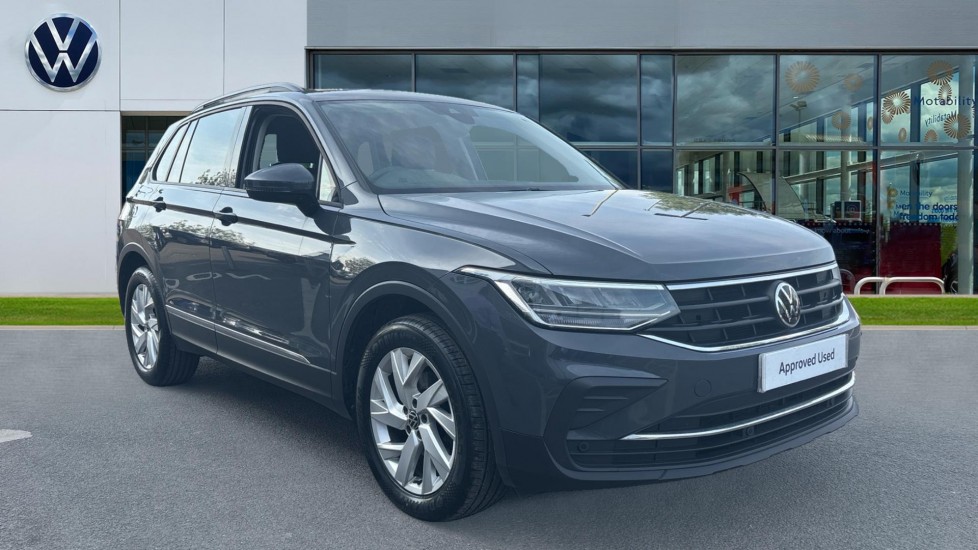 Main listing image - Volkswagen Tiguan