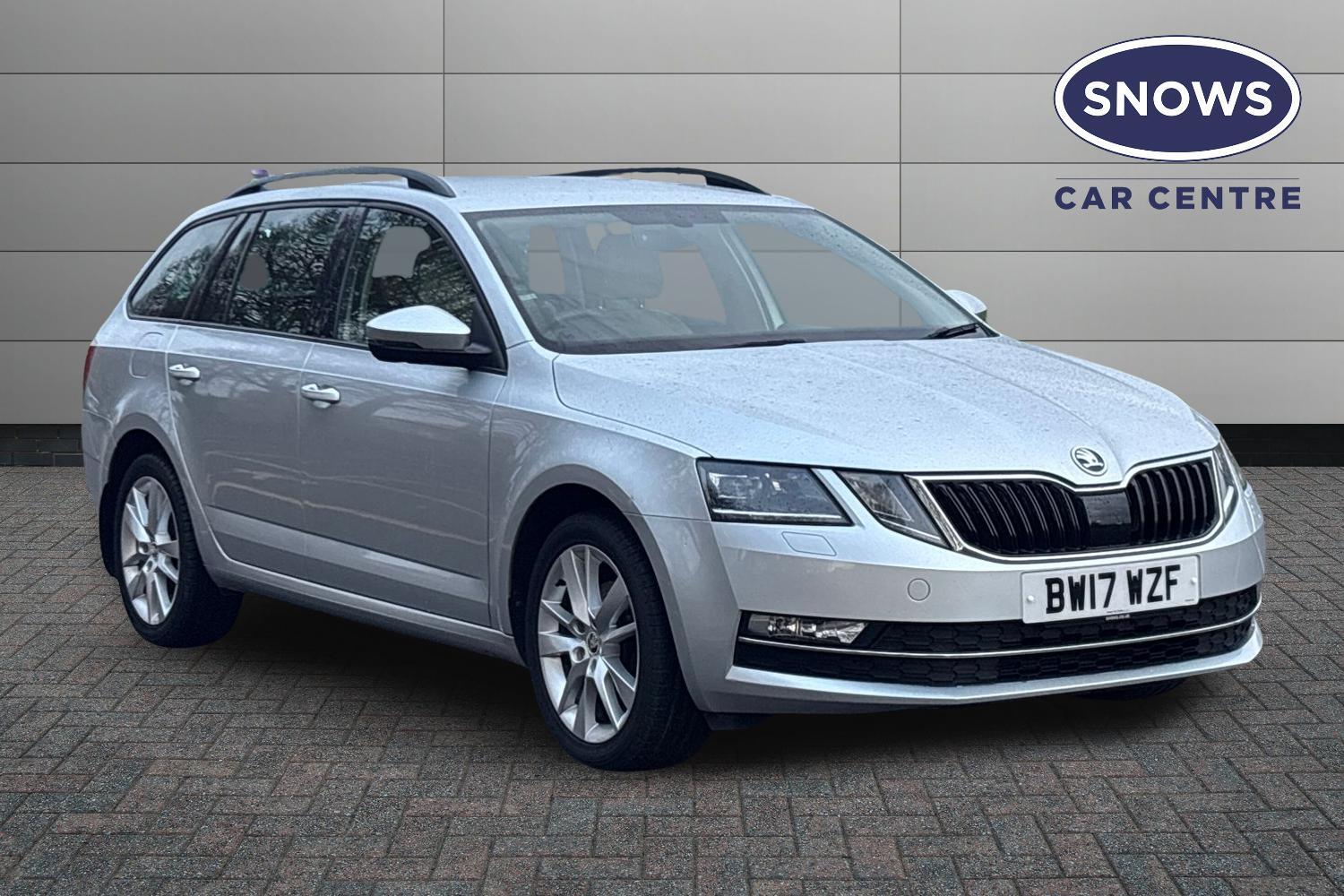 Main listing image - Skoda Octavia Estate